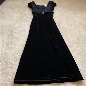 Black Velvet Evening Dress